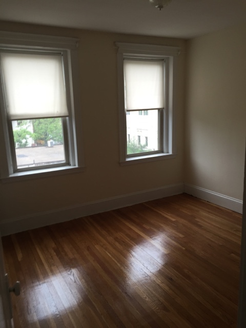 1 bed, 1 bath, 934 sqft, $2,500, Unit 02-014