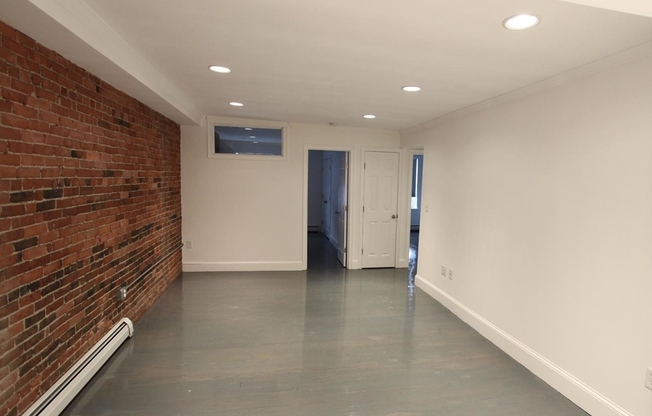 127 Saint Botolph St.