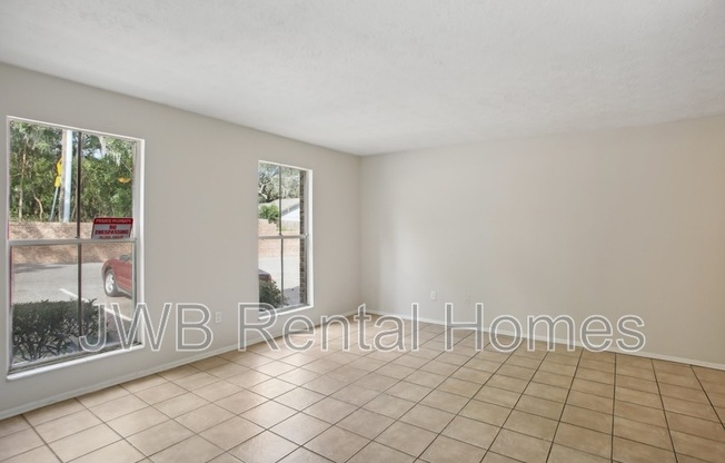 7201 ARLINGTON EXPY 