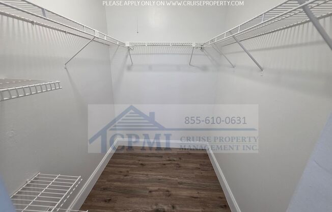 1 bed, 1 bath, 621 sqft, $1,750, Unit V111