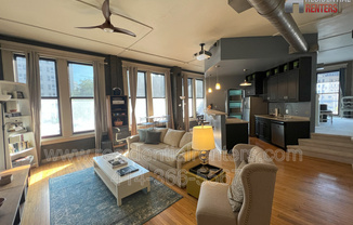 108 W WELLS ST