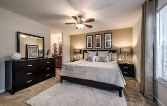 Master Bedroom with Queen Size Bed