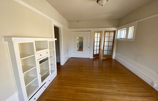 1 bed, 1 bath, $1,795, Unit 35