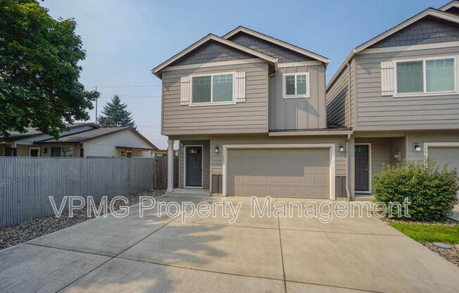 13602 NE 75 CIR