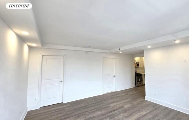1 bed, 1 bath, $5,500, Unit 10I