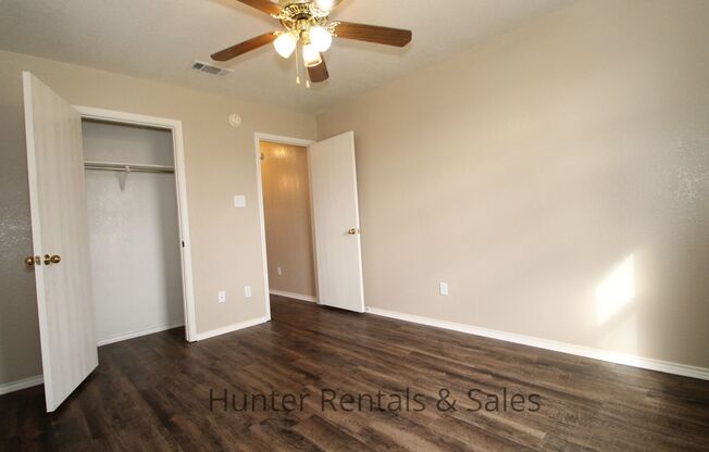 4 beds, 2 baths, $1,595