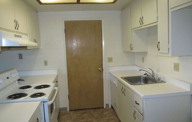 3 beds, 2 baths, $1,850