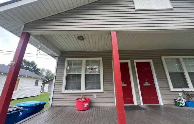 1 bedroom, 1 bathroom duplex located in Port Allen, LA