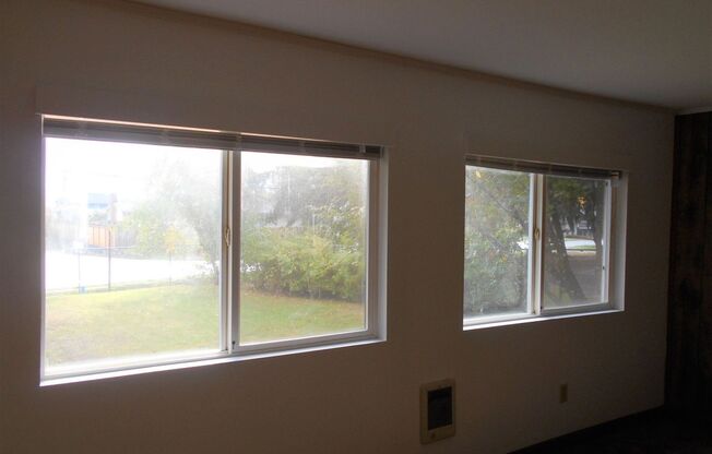Spacious 2 Bed 1 Bath Bothell Home $2500/mo.