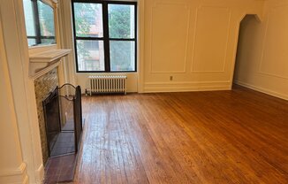 328 W 101 ST