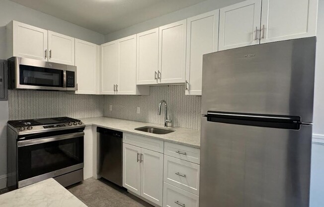 2 beds, 1 bath, 793 sqft, $2,650, Unit 1