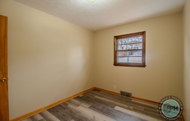 3 beds, 1 bath, $1,595