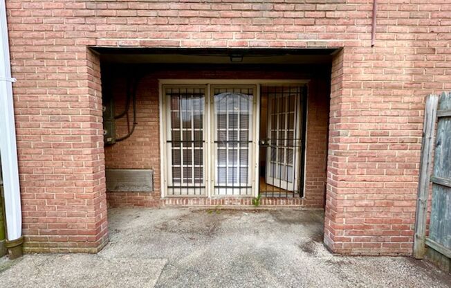 1 bed, 1 bath, $2,200