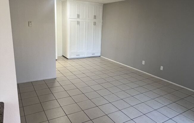 Studio, 1 bath, $1,995, Unit 2L