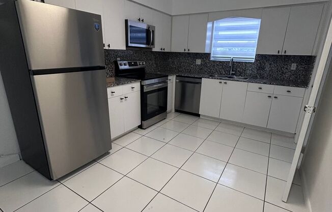 3615-3617 POLK ST