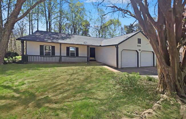 Charming Updated Ranch on Cul-de-Sac with Designer Finishes in Prime Kennesaw Location