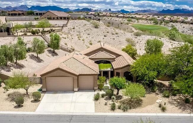 Exquisite 3-Bedroom Oasis: Luxury Living in Black Mountain Estates at Laughlin Ranch