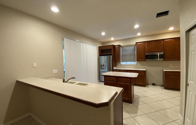 4 beds, 2 baths, 2,301 sqft, $2,350