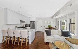 160 W BROADWAY