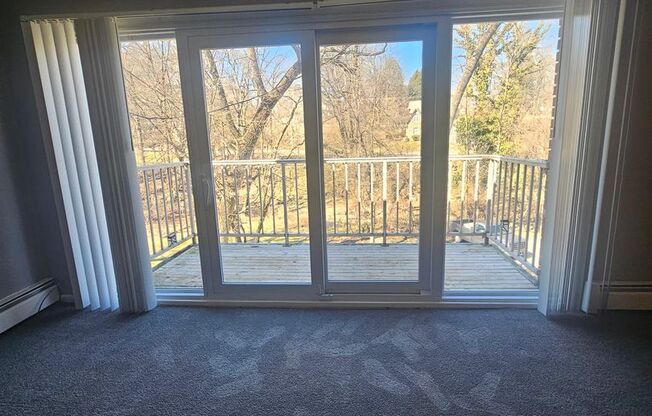 Stoney Creek Apartments