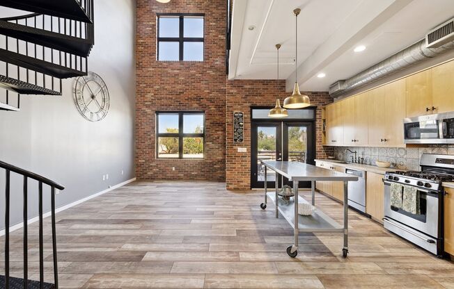 Condo In Artisan Lofts - Phoenix Midtown