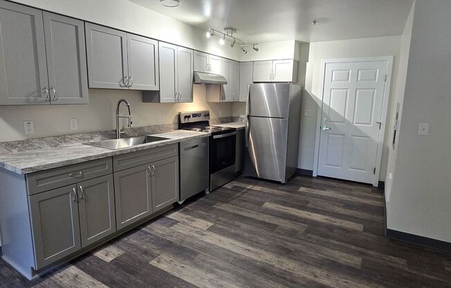 2 beds, 2 baths, 792 sqft, $1,795, Unit 309