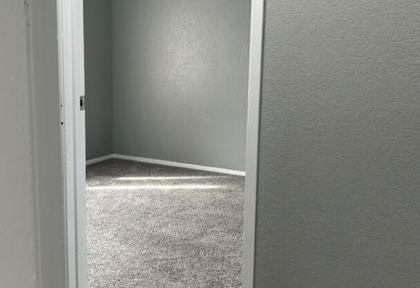 2 beds, 1 bath, 850 sqft, $1,550, Unit 1107 L7