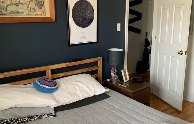 1 bed, 1 bath, 450 sqft, $1,595, Unit 4715-34N
