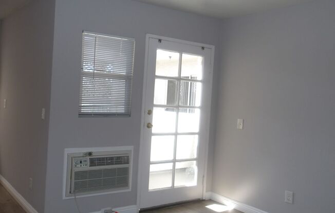 2 beds, 2 baths, $2,950, Unit 103