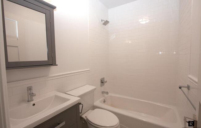 2 beds, 1 bath, $5,695, Unit 2