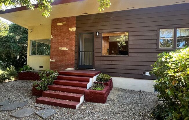 Montecito - 2 Bedroom, 1.5 Bath Home