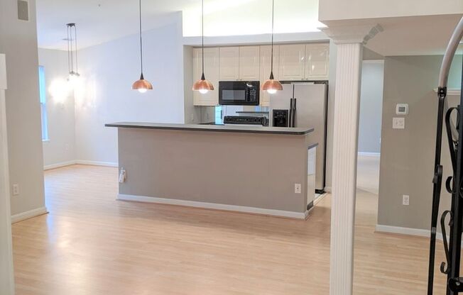 3rd floor condo in the beautiful Whittier Community ready for you mid-June!