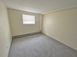 2 beds, 1 bath, 950 sqft, $2,500, Unit 3