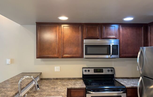 Studio, 1 bath, $1,545, Unit 950-101
