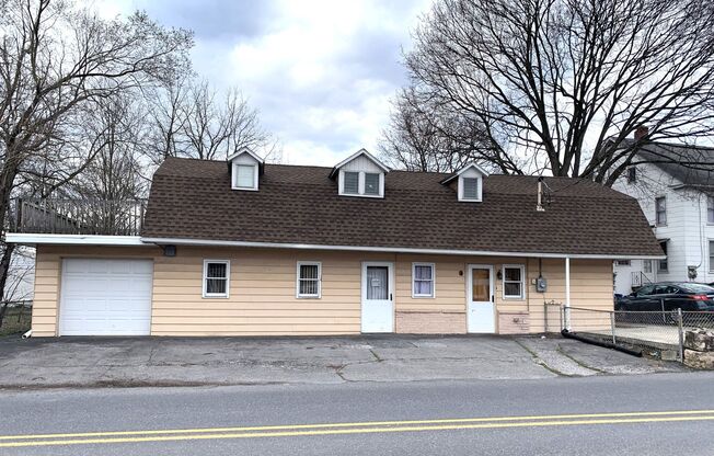 Charming single-family home just a short walk from Shippensburg University!
