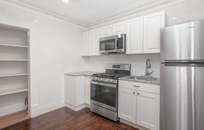 1 bed, 1 bath, 425 sqft, $1,245