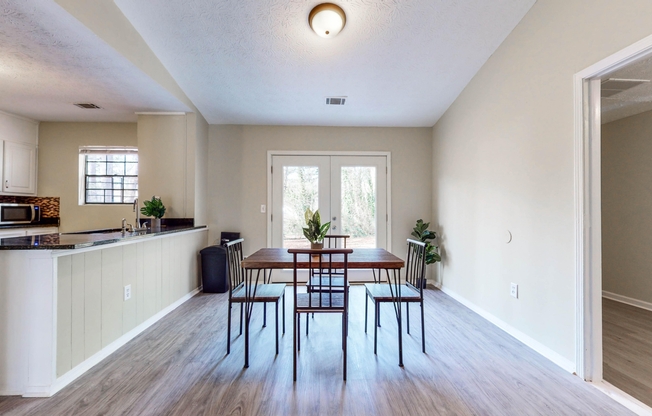 1867 PETITE LN