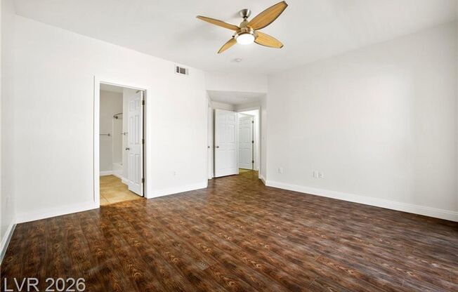 2 beds, 2 baths, $1,595, Unit # 423