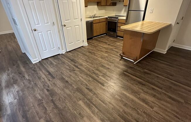 1 Bedroom 1 Bathroom Condo!