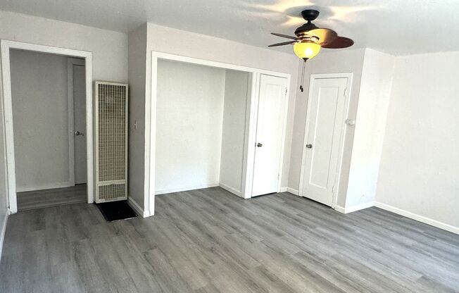 455 E St John Street