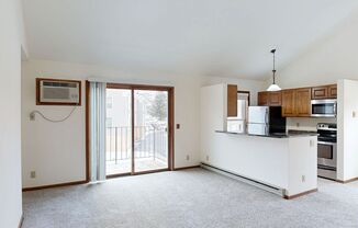 2 beds, 2 baths, 950 sqft, $1,725, Unit 7633CC