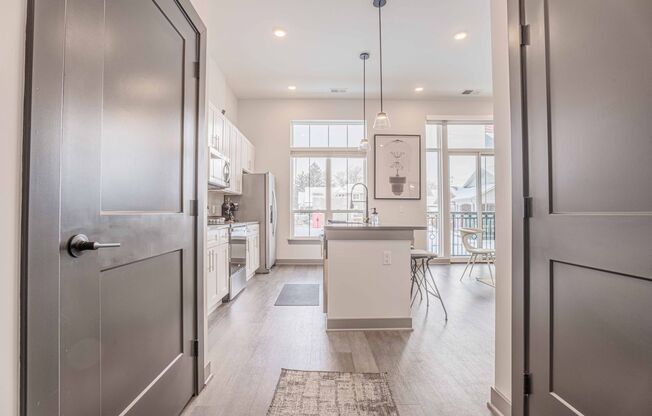 1 bed, 1 bath, 725 sqft, $1,610, Unit A111