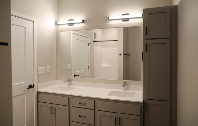 2 beds, 2 baths, 1,108 sqft, $2,350, Unit 505