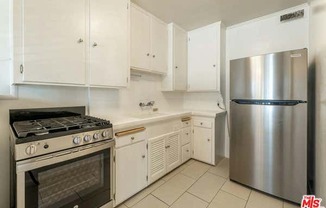 1 bed, 1 bath, 900 sqft, $2,850