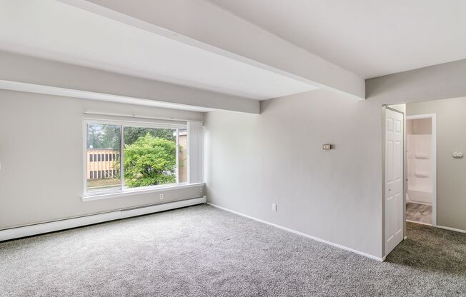 2 beds, 1 bath, 938 sqft, $1,400, Unit 21880 Coolidge - 203