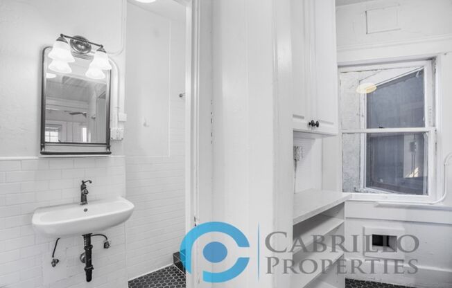 Studio, 1 bath, 341 sqft, $1,695, Unit 2261