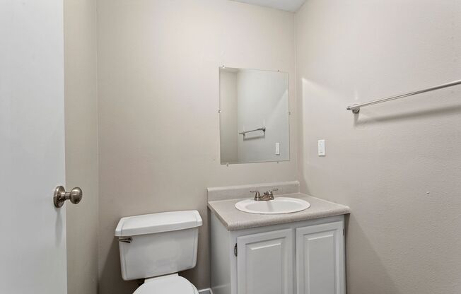 2 beds, 1.5 baths, 960 sqft, $1,495, Unit 6