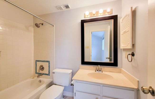 Medical Center Living at Its Best – Poolside Condo with Prime Perks!