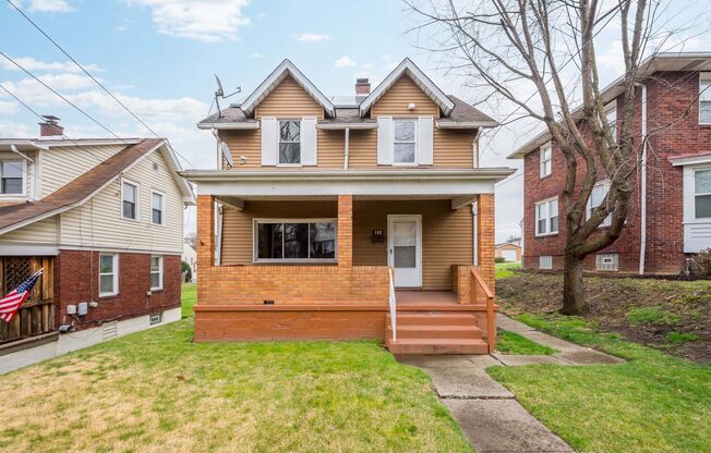 *SCORE 1 MONTH FREE RENT IF SIGNED BY 5/6/24!* NEWLY RENOVATED 3 BEDROOM HOME AVAILABLE NOW IN CLAIRTON! FEATURING SPACIOUS BACK YARD & MODERN UPDATES!!