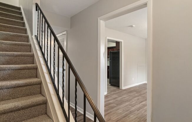 3 beds, 2.5 baths, 1,490 sqft, $1,650, Unit 5402